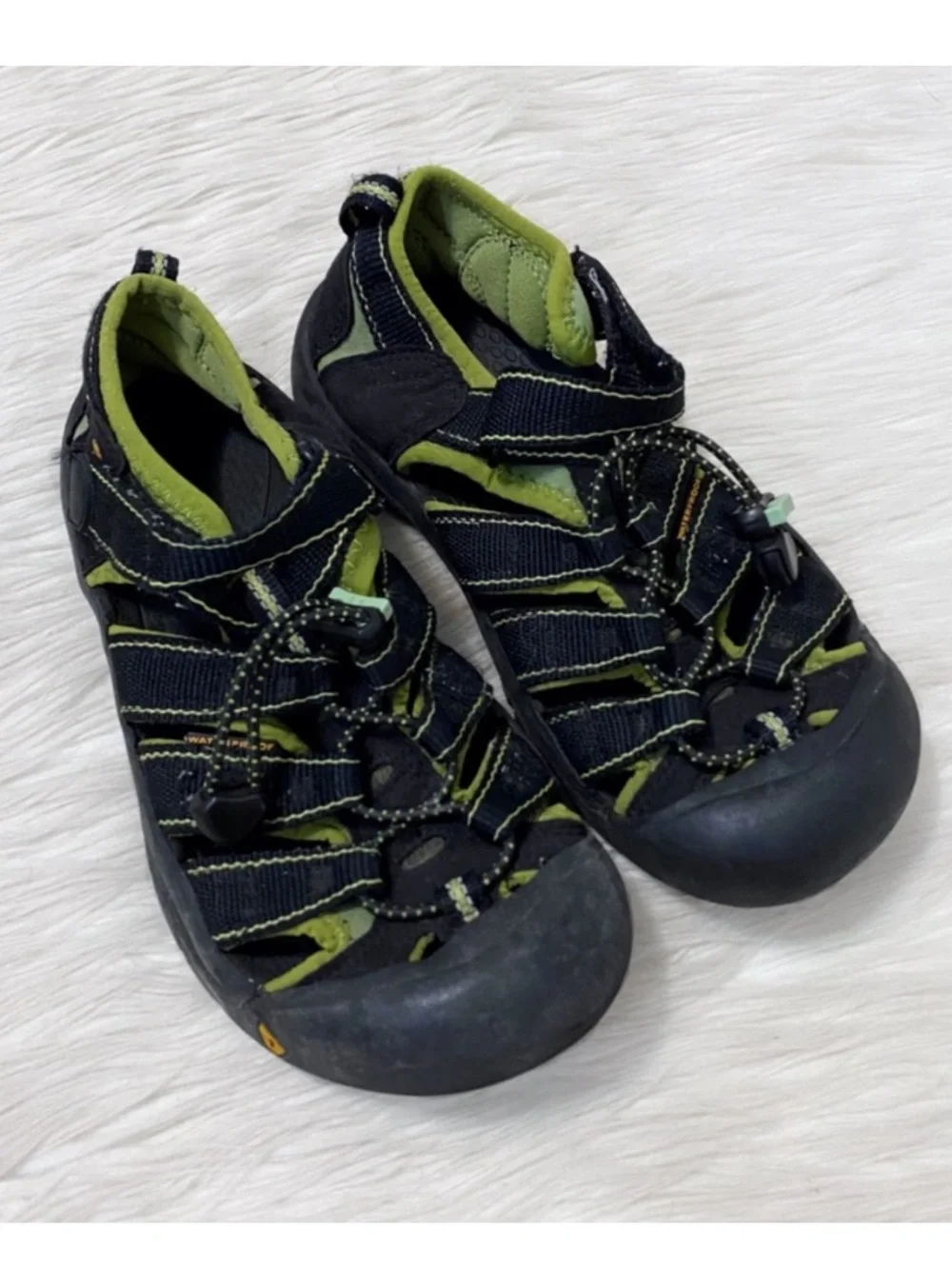 Keen Kids Black Green Newport Sandals Hiking Outdoors Boys Girls Unisex US 3